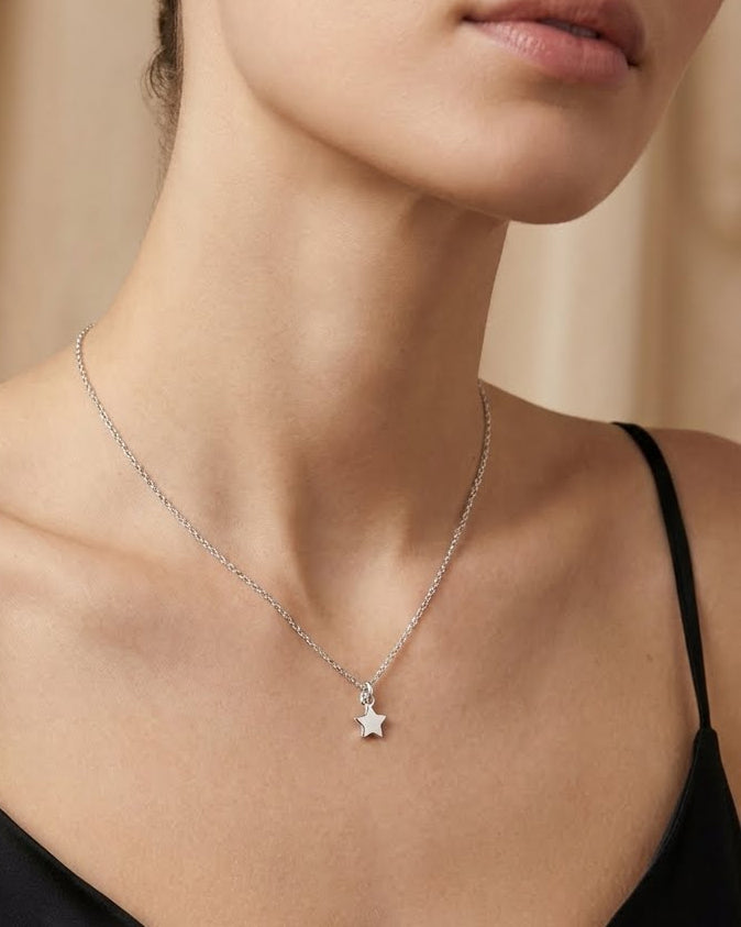Small Star Necklace, Adjustable 41–45 cm