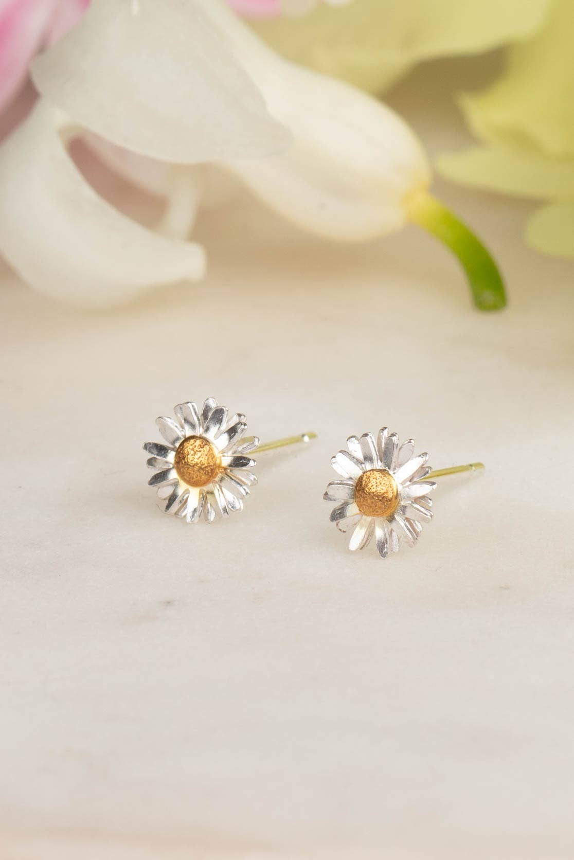 Daisy Flower Stud Earrings
